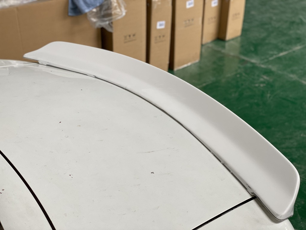 Trunk Spoiler For Miata NB/Mk2 CarbonMiata